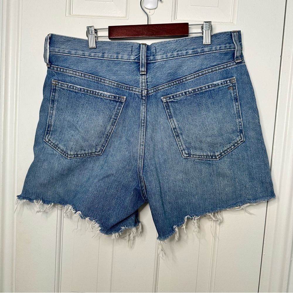 Madewell Relaxed Mid Length Blue Denim Shorts High Rise Medium Wash Raw Hem 29 - Picture 4 of 6